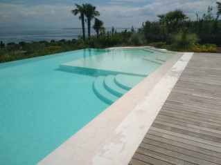 Piscine interrate a bordo sfioro