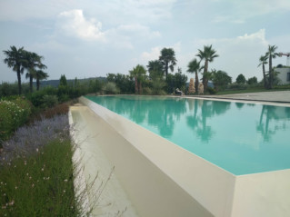 Piscine interrate a bordo sfioro
