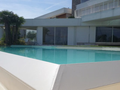 Piscine interrate a bordo sfioro