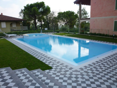 Piscine interrate a bordo sfioro