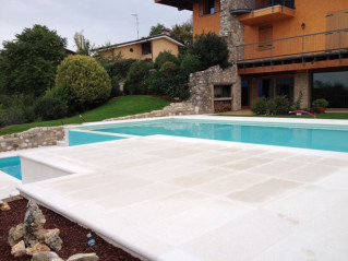 Piscine interrate a bordo sfioro