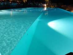 Piscine interrate a bordo sfioro
