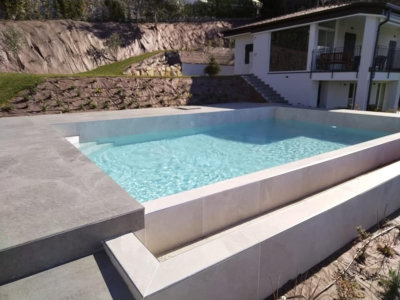 Piscine interrate a bordo sfioro
