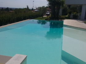 Piscine interrate a bordo sfioro